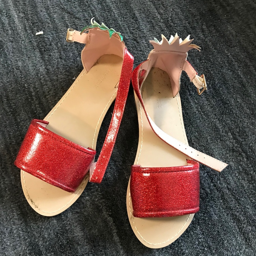 Adorable Fruit-Themed Sparkly Sandals - Pineapple & Strawberry Design